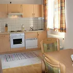 Marlies Apartment *
