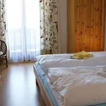 Marlies Apartment *