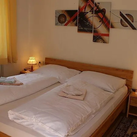 Marlies Apartament *